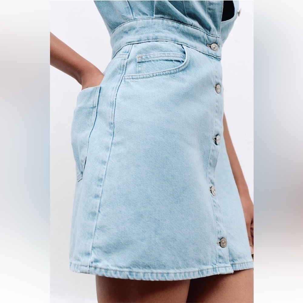 New ZARA Sleeveless Denim Mini Dress - Picture 3 of 9